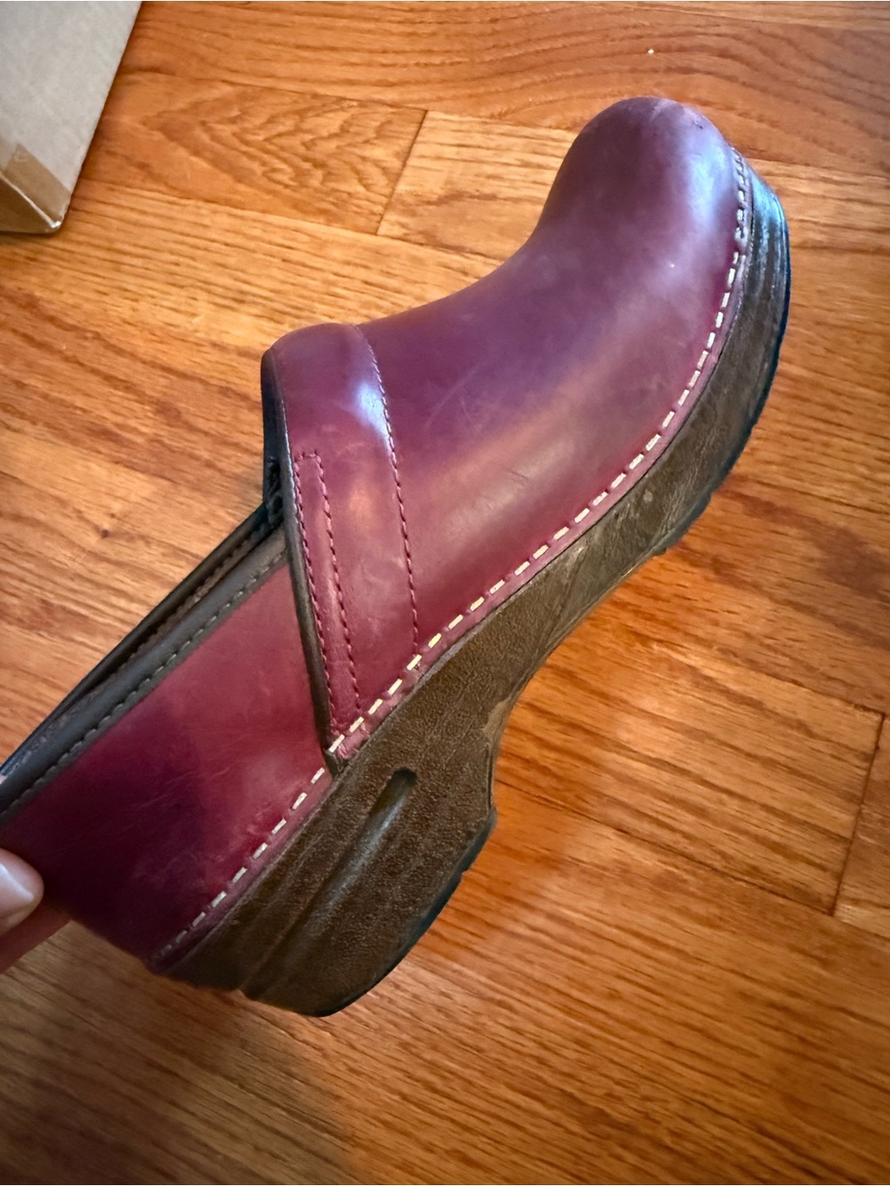 Dansko Professional Slip On Leather Clogs Womens 39 (9 - 9.5) Burgundy Comfort